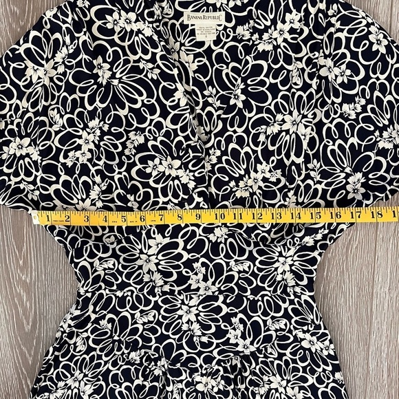 Vintage 90s Banana Republic Deep Navy & Cream A-Line Mini Dress - Picture 3 of 7